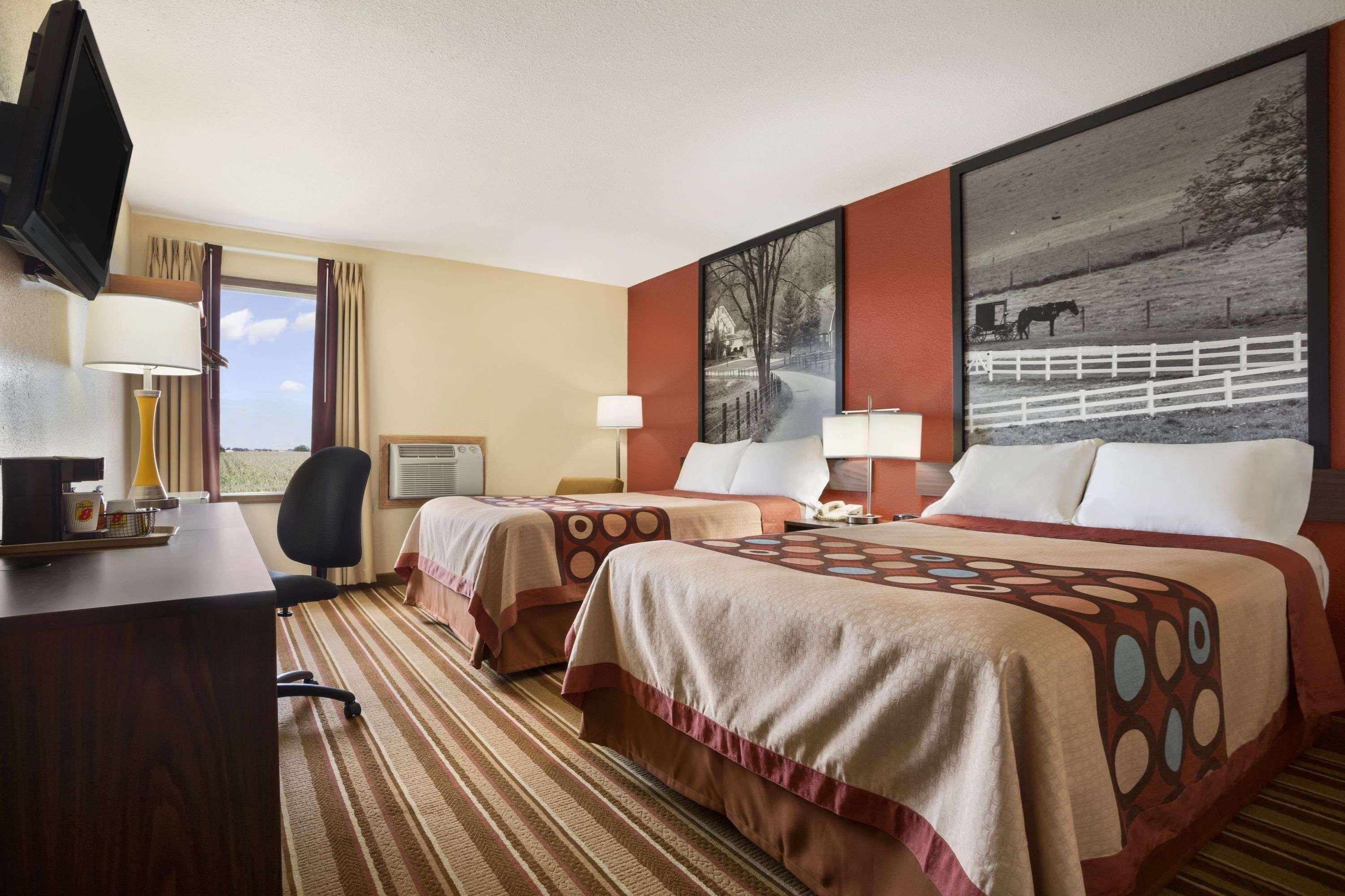 Super 8 By Wyndham Mattoon Hotel Екстериор снимка